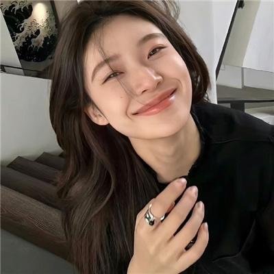 后窗的女人